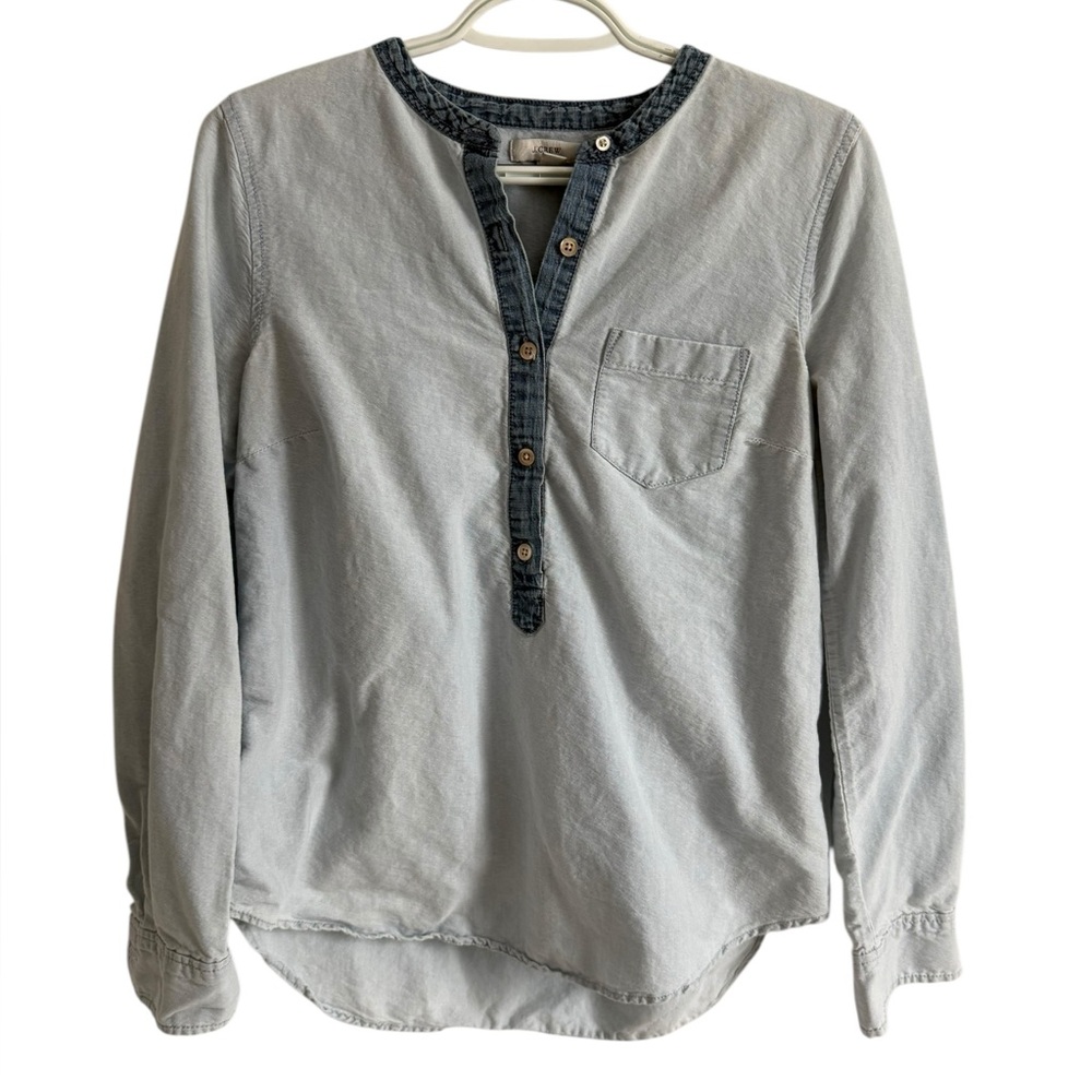J.Crew 100% Cotton Chambray Denim Blue Button Up, Size 8